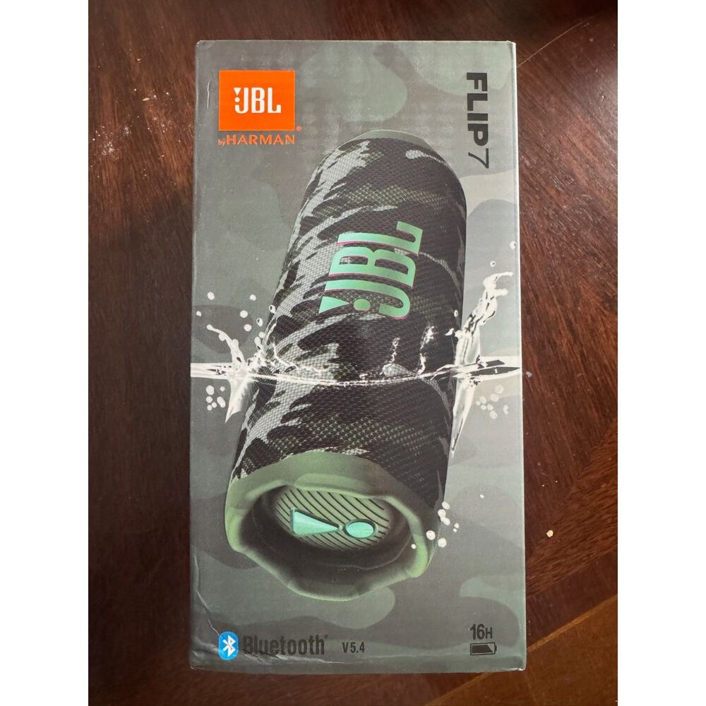 JBL FLIP 7 Portable Bluetooth Speaker Camo Green NEW - Picture 4 of 5